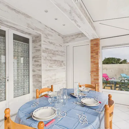 Maison Pour 5 Avec Jardin, A 500 M Prázdninový dům *